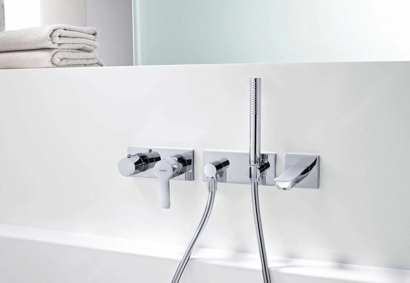 Hansa Living - Set Met Handdouche, Douchehouder En Doucheslang, Inbouw, Chroom 44430100 - Afbeelding 4